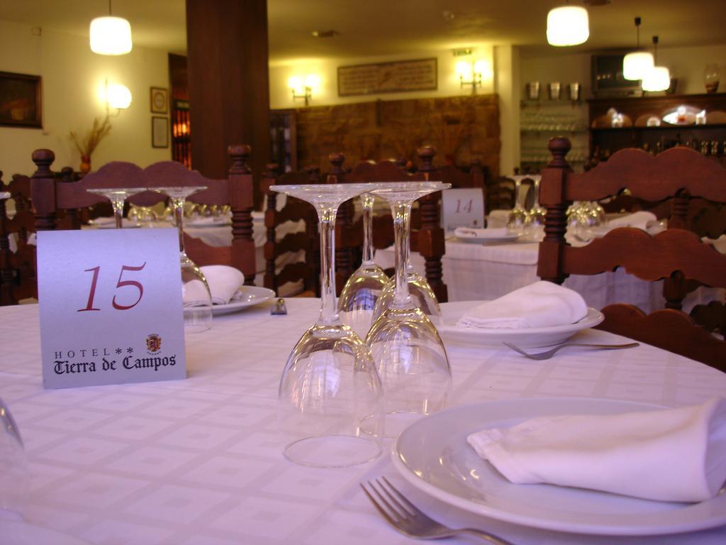 Tierra De Campos Hotel Osorno Restaurant billede